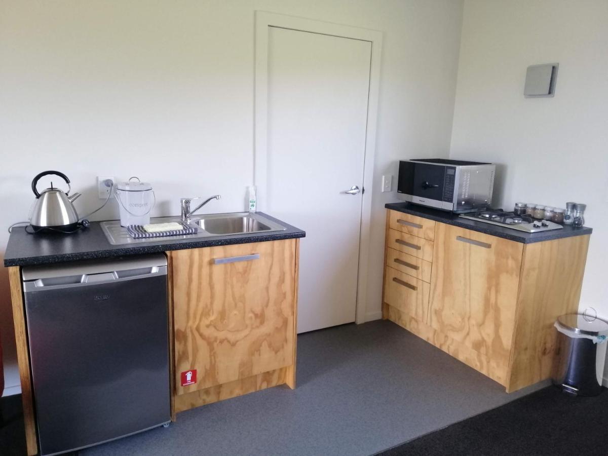 Scenic Waterways Retreat Bed & Breakfast Hokitika Exterior photo
