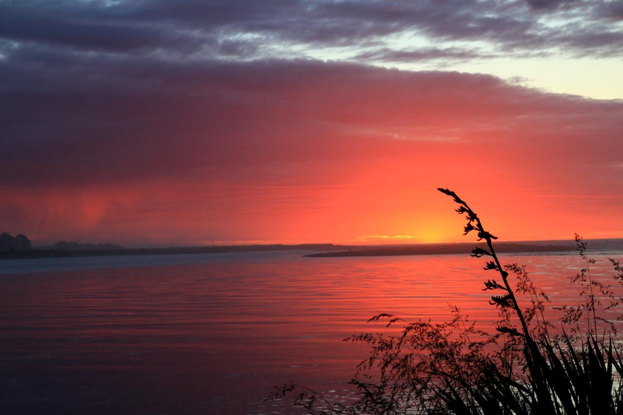 Scenic Waterways Retreat Bed & Breakfast Hokitika Exterior photo
